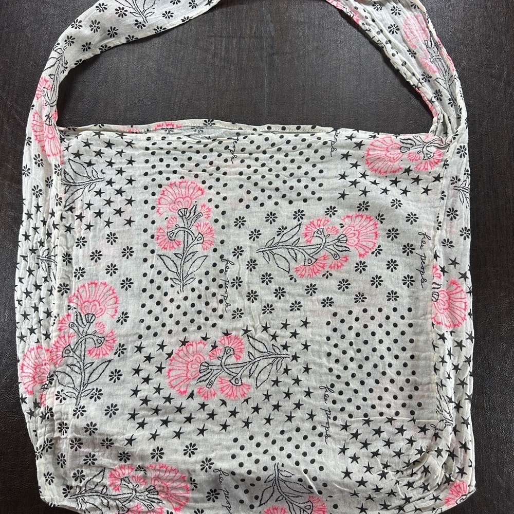 Free People Stars & Flowers Boho Medium Reusable Tote Bag Black & Pink